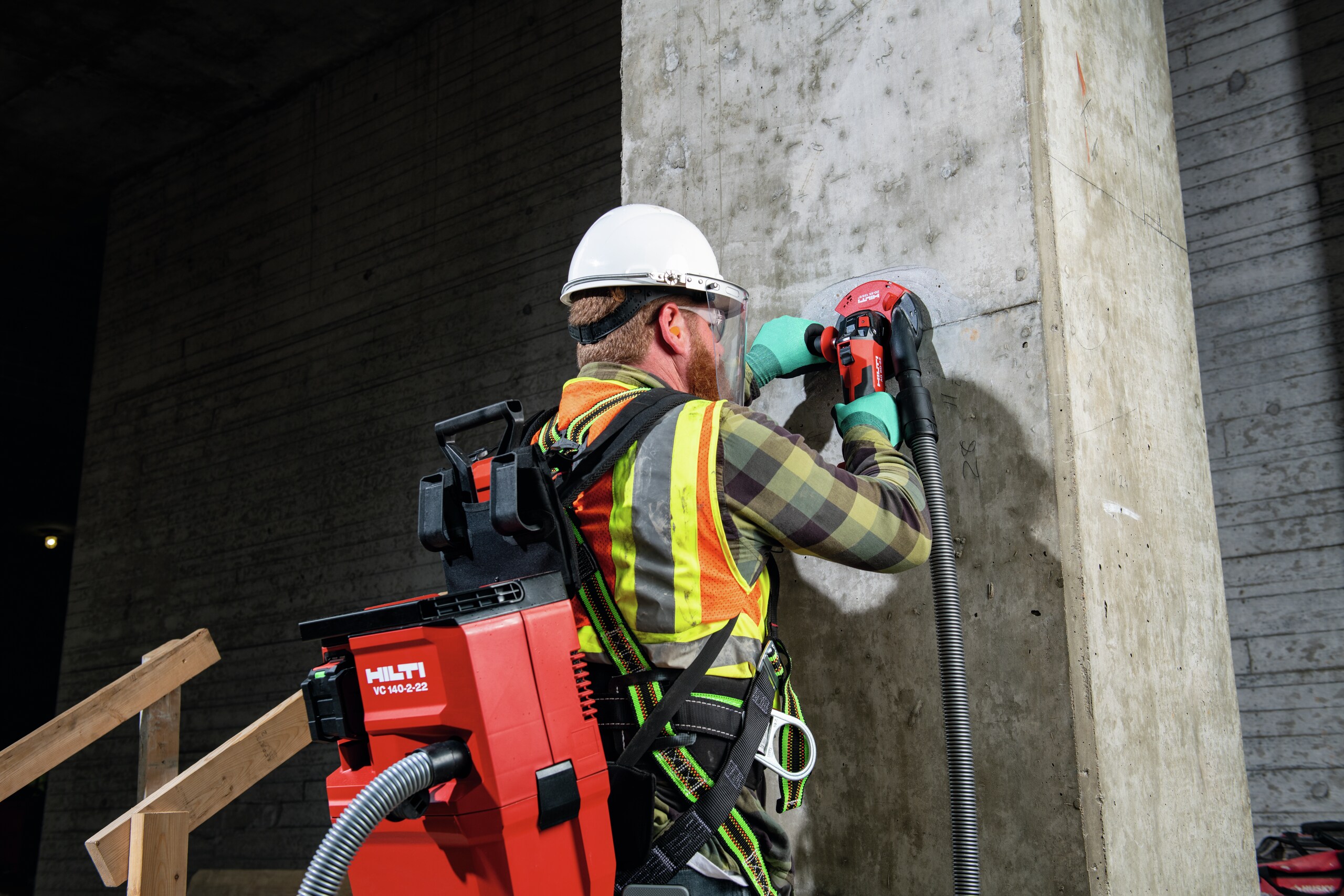 Make your jobsite safer with the new Hilti VC 10M-22 Cordless Dust Extractor