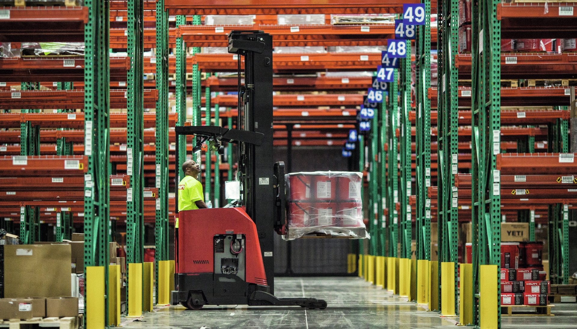 Warehouse and Racking - Hilti Saudi Arabia