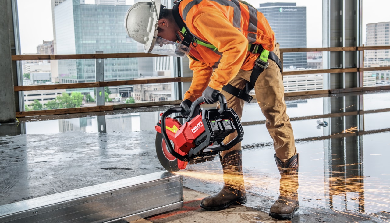 DSH 600-22 with Abrasive blade and B 22-170