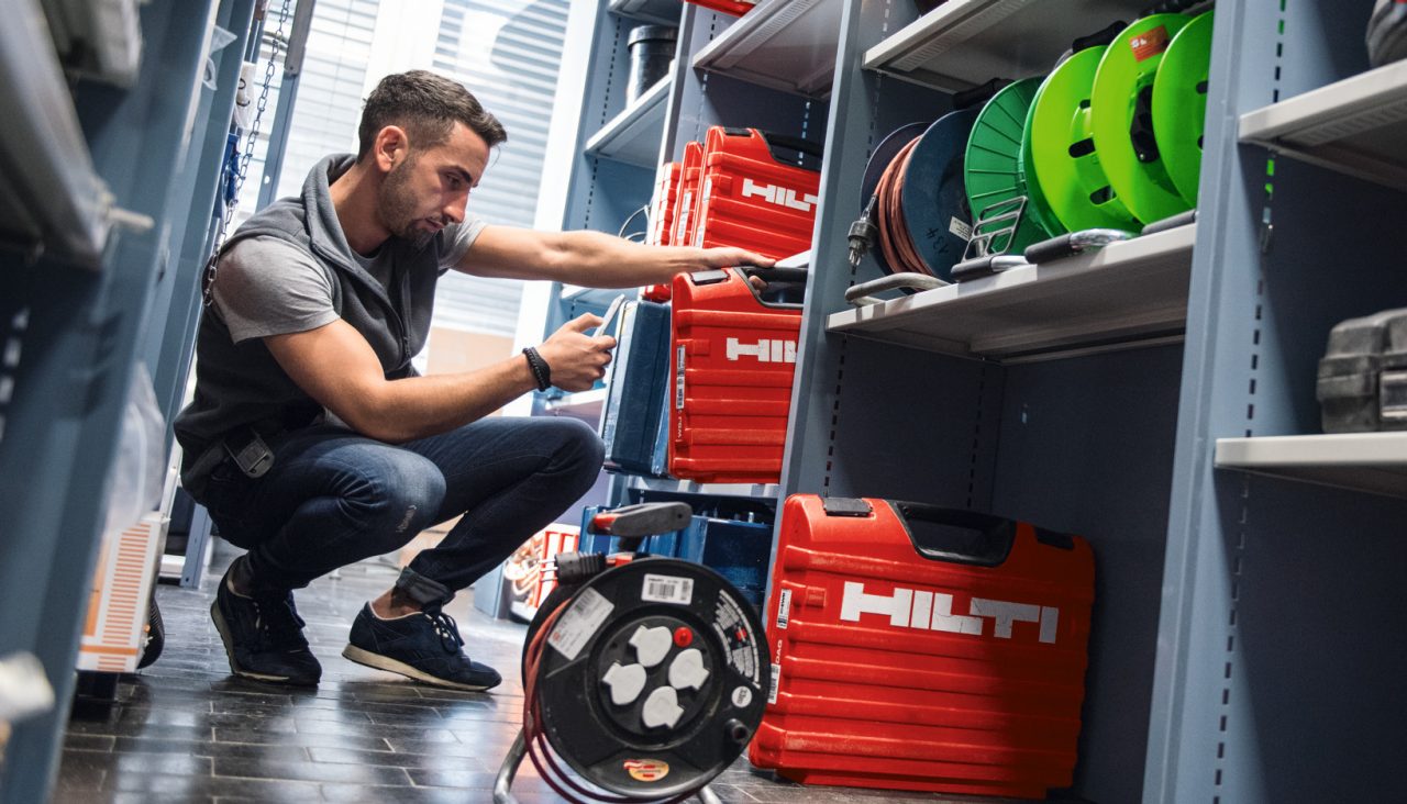 Hilti ON!Track smartphone, crib manager, warehouse manager, check inventory, add item, warehouse, transfer, identify
