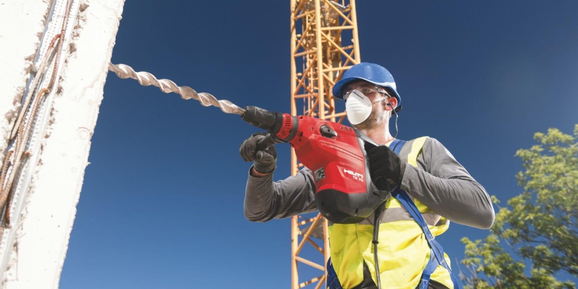 Our Hilti Drilling & Demolition Safety  Training gives you an overview of the  risks caused by using drilling and  demolition devices, and how to prevent  them.