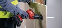SR 4-22 One-handed reciprocating saw Compact and light cordless one-handed brushless reciprocating saw for everyday demolition and fast, precise cutting (Nuron battery platform) Applications 3