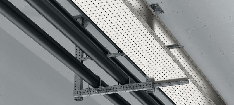 MT-90 OC Box profile heavy-duty box profile for use with MT-TFB components in outdoor environments Applications 1
